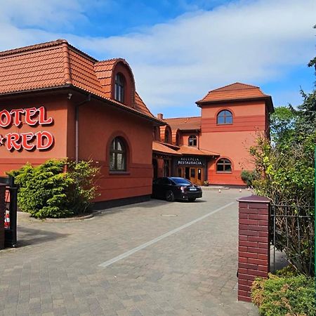 Hotel Red ออสตรอเวียตซ์ชเวียนตอกชิสกี ภายนอก รูปภาพ